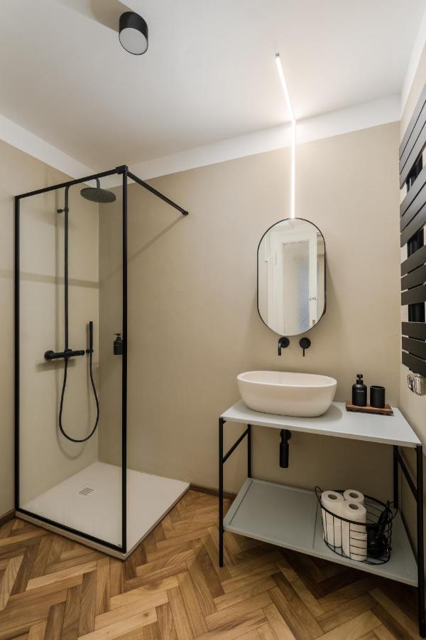 Appartement Casa Unica - Elegant With Balcony - Centrale 1 *